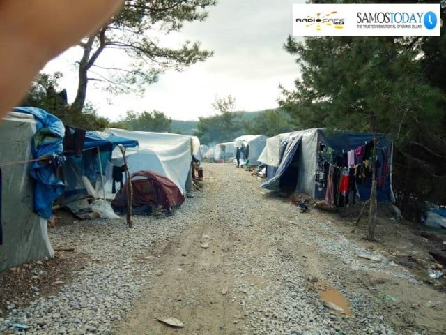 Στους 7.500 περίπου οι πρόσφυγες και μετανάστες στη Σάμο για την Ύπατη Αρμοστεία και 8.056 για το Υπουργείο. 634 αναχωρούν την Πέμπτη (02/01) για την ενδοχώρα