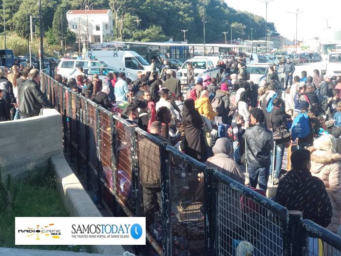 255 πρόσφυγες και μετανάστες (αιτούντες άσυλο) μεταφέρθηκαν από τη Σάμο στην ενδοχώρα