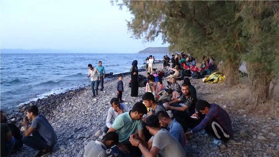 Υπουργείο Μετανάστευσης: Επιδότηση έως 1.590 ευρώ το μήνα για τους ασυνόδευτους ανηλίκους άνω των 16
