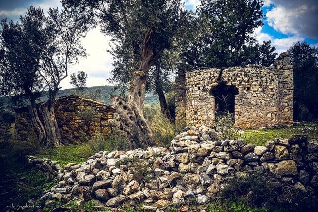 Γιώργος Σπυρόπουλος: Γραφειοκρατία και εμπόδια από την Αρχαιολογική και Δασική υπηρεσία στο «Δωδεκάπορτο»