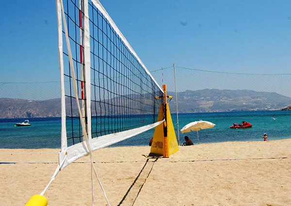 Κατασκευή γηπέδου beach volley στην πόλη της Σάμου