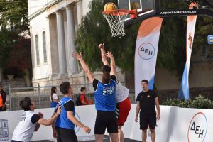 Με εκατοντάδες συμμετοχές απ’ όλη την Ελλάδα ολοκληρώθηκε το 3x3 ΔΕΗ Street Basketball. Μεγάλη η επιτυχία και στη Σάμο