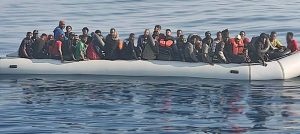 Διάσωση 50 ατόμων στη θαλάσσια περιοχή βόρεια ν. Σάμου, έναντι οικισμού Αγίου Κωνσταντίνου (video)