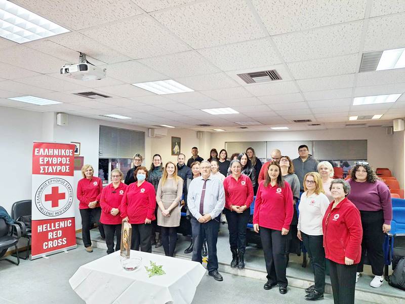 Αγιασμός νέας εκπαιδευτικής σειράς εθελοντών Τομέα Υγείας Ελληνικού Ερυθρού Σταυρού από το τοπικό τμήμα Σάμου